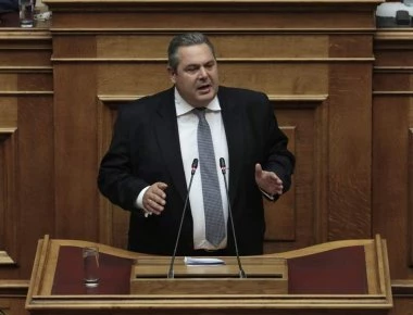 «Φλερτ» Π. Καμμένου με την Ένωση Κεντρώων - Τί του απάντησε ο Β. Λεβέντης